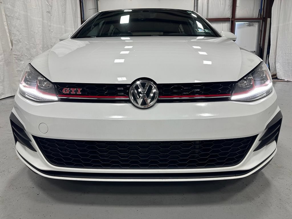 Used 2020 Volkswagen GTI SE FWD image 2