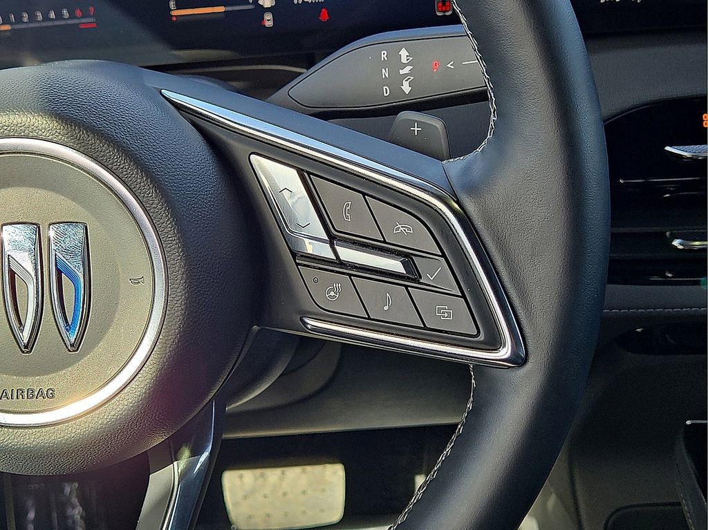 Used 2025 Buick Enclave Preferred image 21