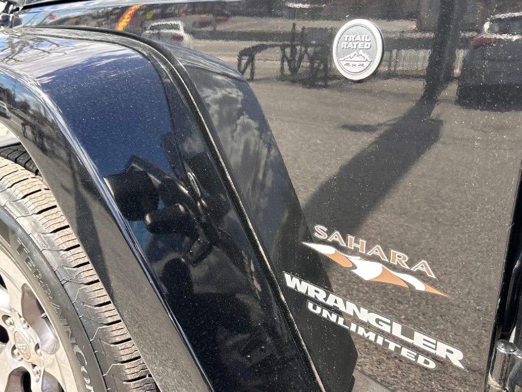 Used 2016 Jeep Wrangler Unlimited Sahara w/ Dual Top Group image 11