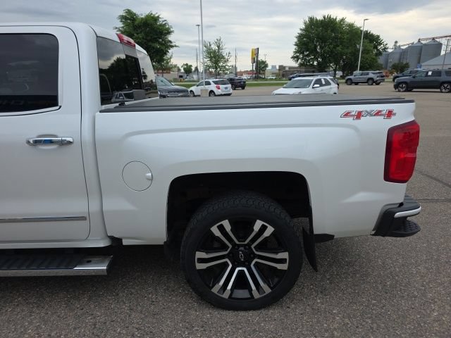 Used 2017 Chevrolet Silverado 1500 High Country AWD/4WD image 46