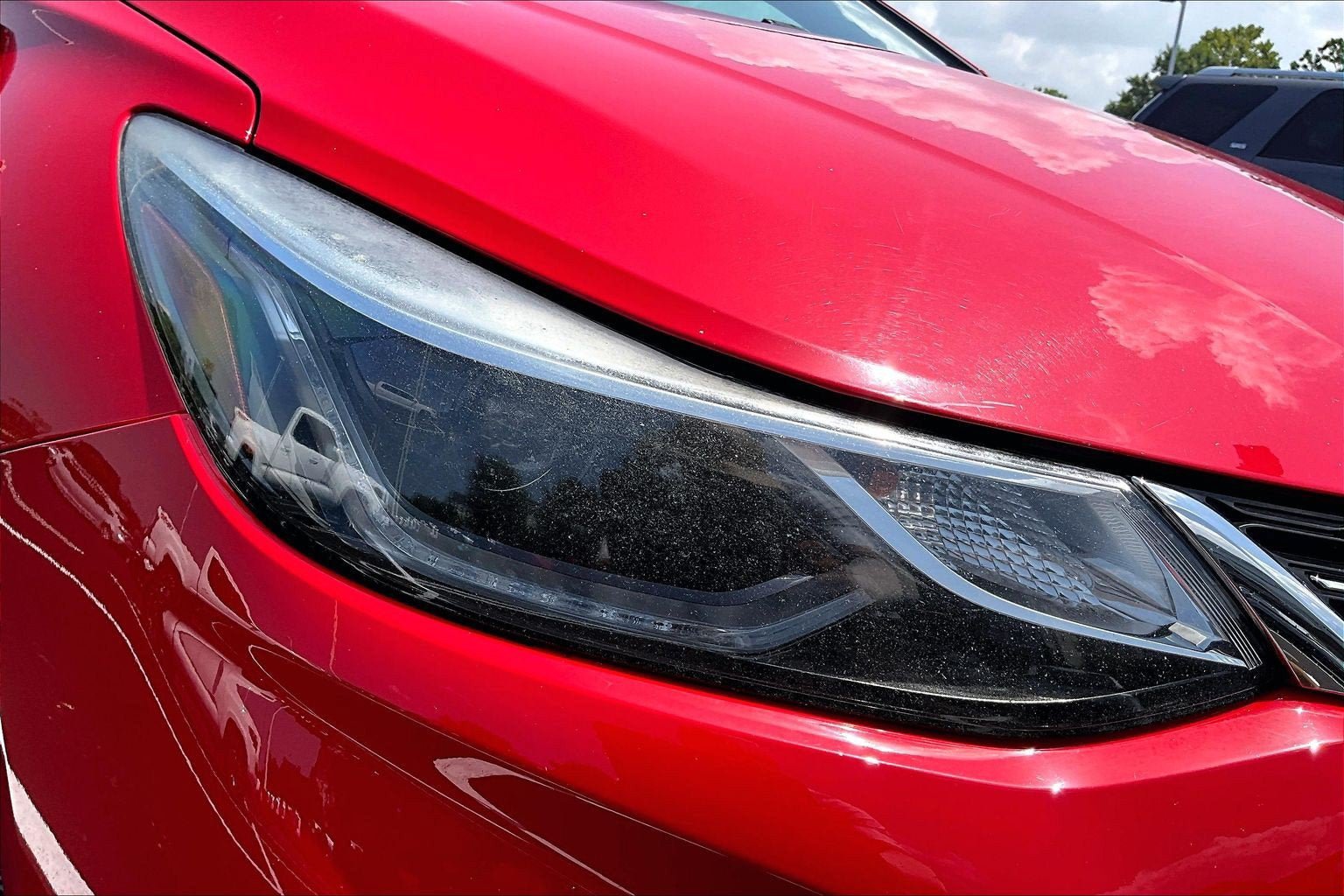Used 2018 Chevrolet Cruze Premier FWD image 26
