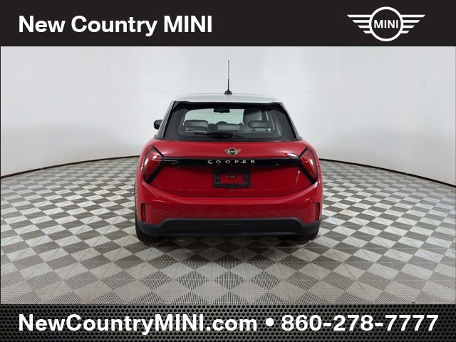 Certified 2025 MINI Cooper 4-Door Hardtop image 6