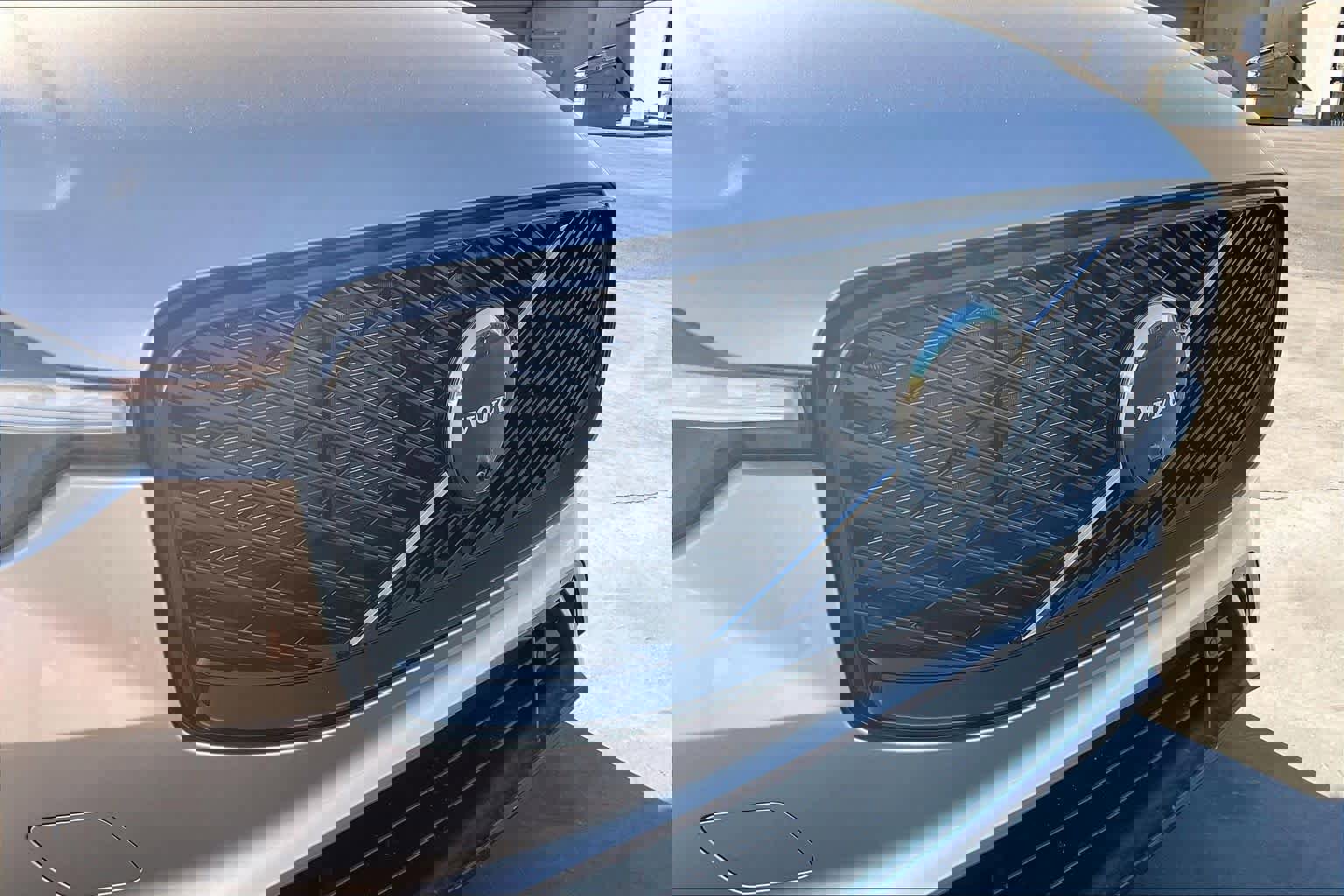 New 2026 Volvo XC60 T8 Ultra w/ Protection Package Premier image 33