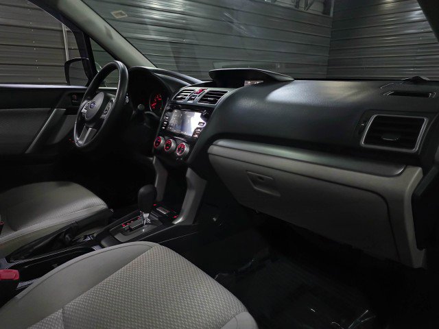 Used 2018 Subaru Forester 2.5i Premium w/ All-Weather Package AWD/4WD image 12