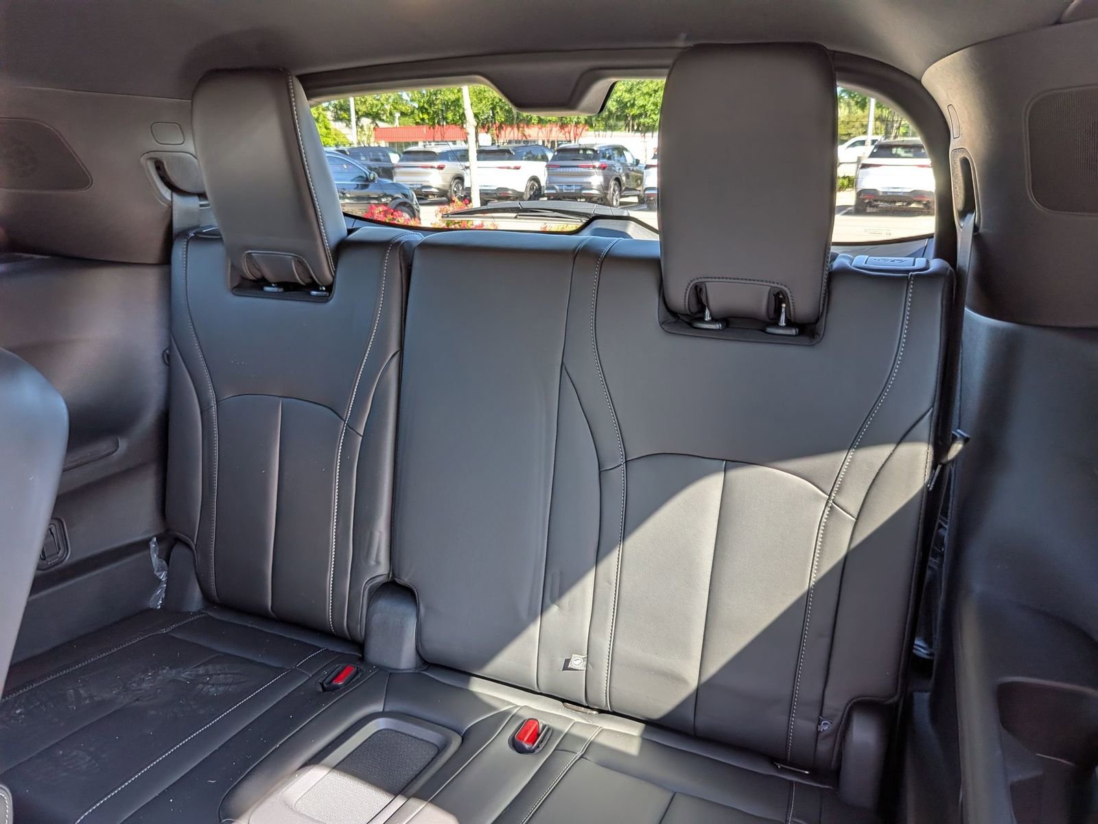 Used 2025 INFINITI QX60 Autograph w/ Cargo Package AWD/4WD image 32