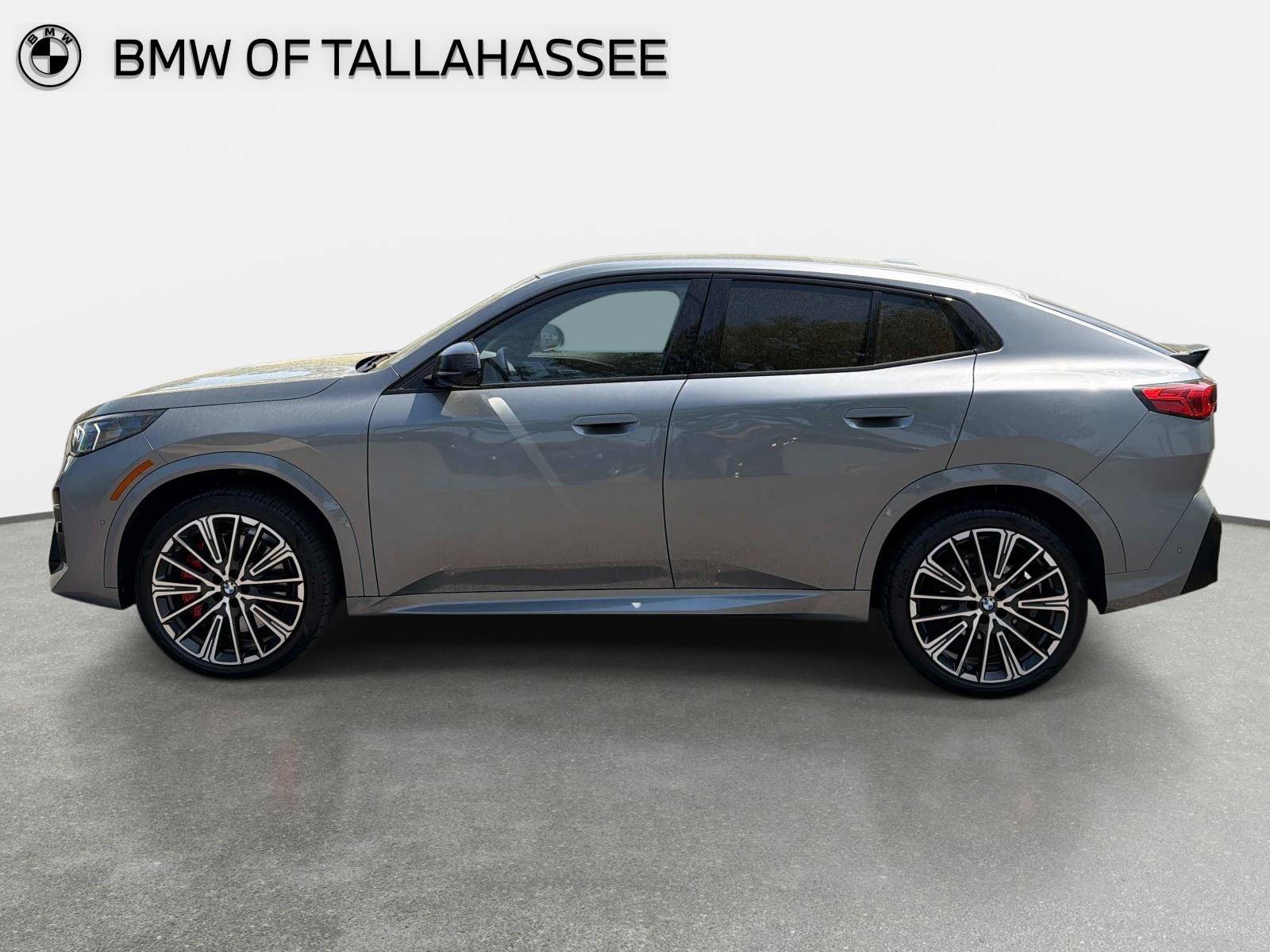 Used 2025 BMW X2 xDrive28i w/ Technology Package image 8