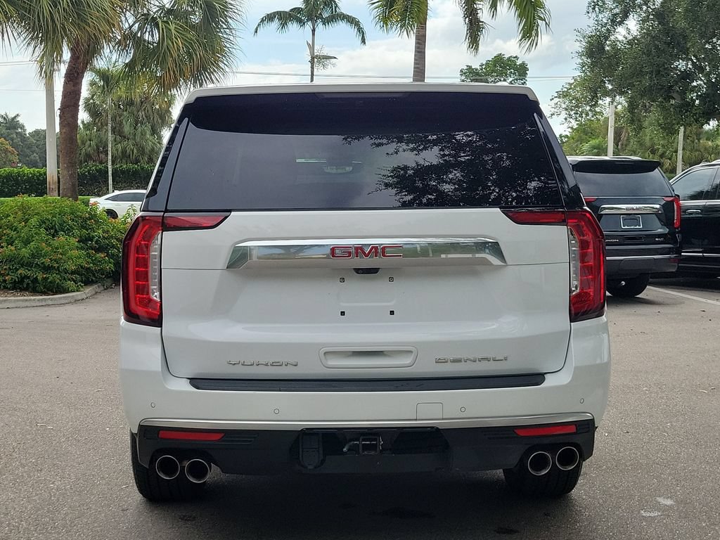 Certified 2024 GMC Yukon XL Denali w/ Denali Reserve Package AWD/4WD image 4