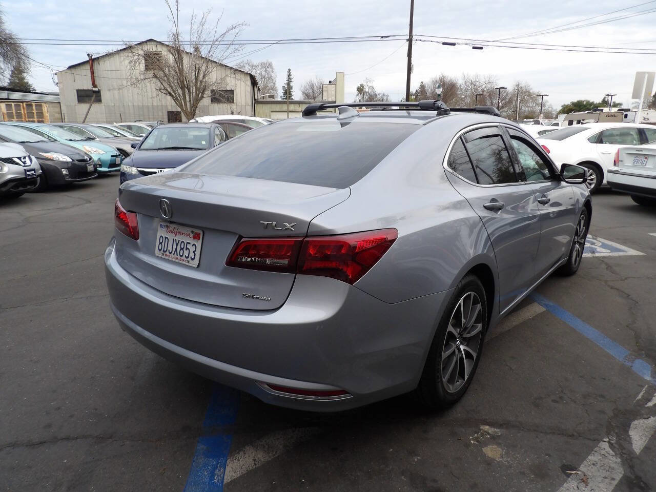 Used 2016 Acura TLX SH AWD V6 w/Tech 4dr Sedan w/T image 3