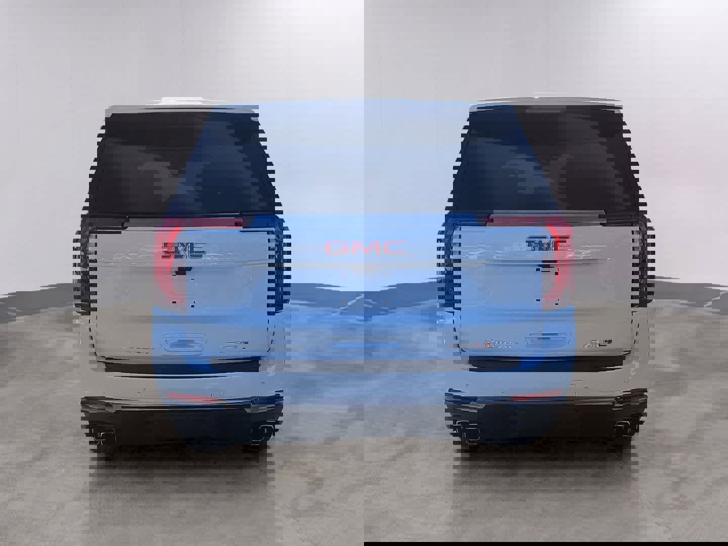 Used 2025 GMC Yukon AT4 w/ AT4 Premium Package image 5