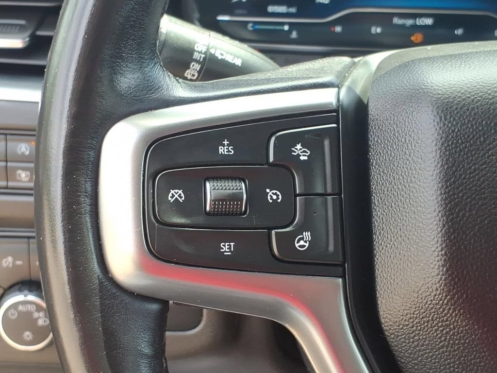 Used 2022 Chevrolet Suburban Z71 w/ Luxury Package AWD/4WD image 19