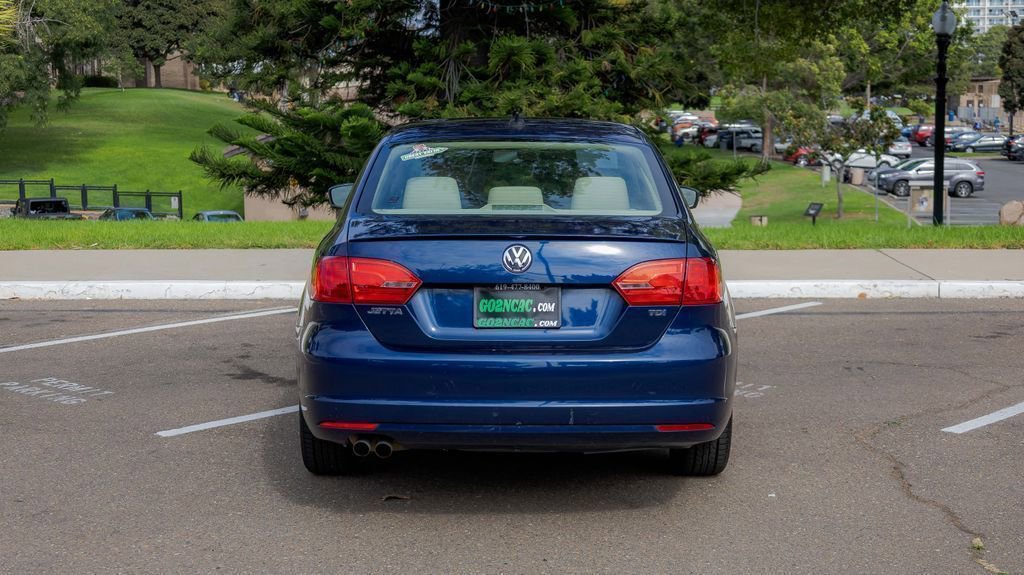 Used 2012 Volkswagen Jetta TDI image 12