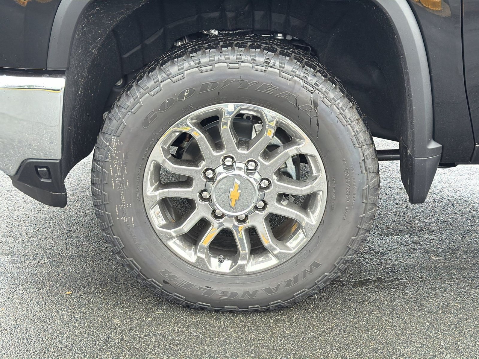New 2026 Chevrolet Silverado 2500 LTZ w/ LTZ Plus Package AWD/4WD image 12