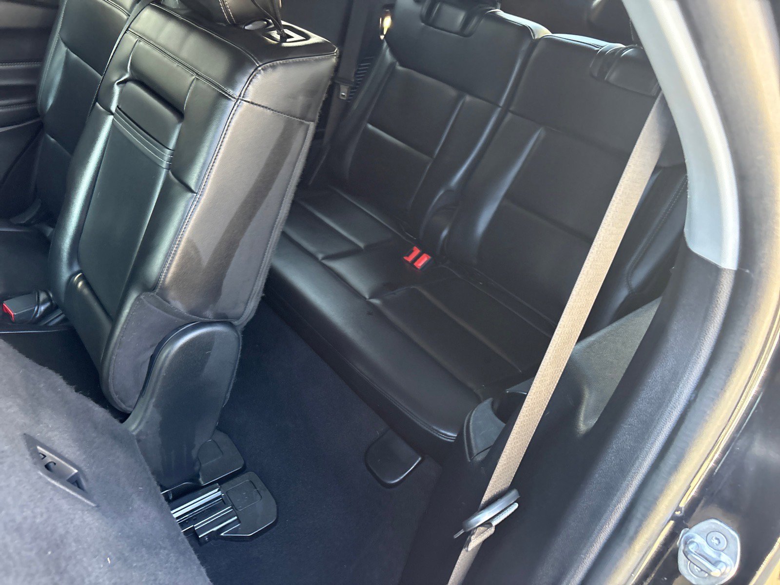 Used 2022 Ford Explorer XLT w/ Equipment Group 202A image 38