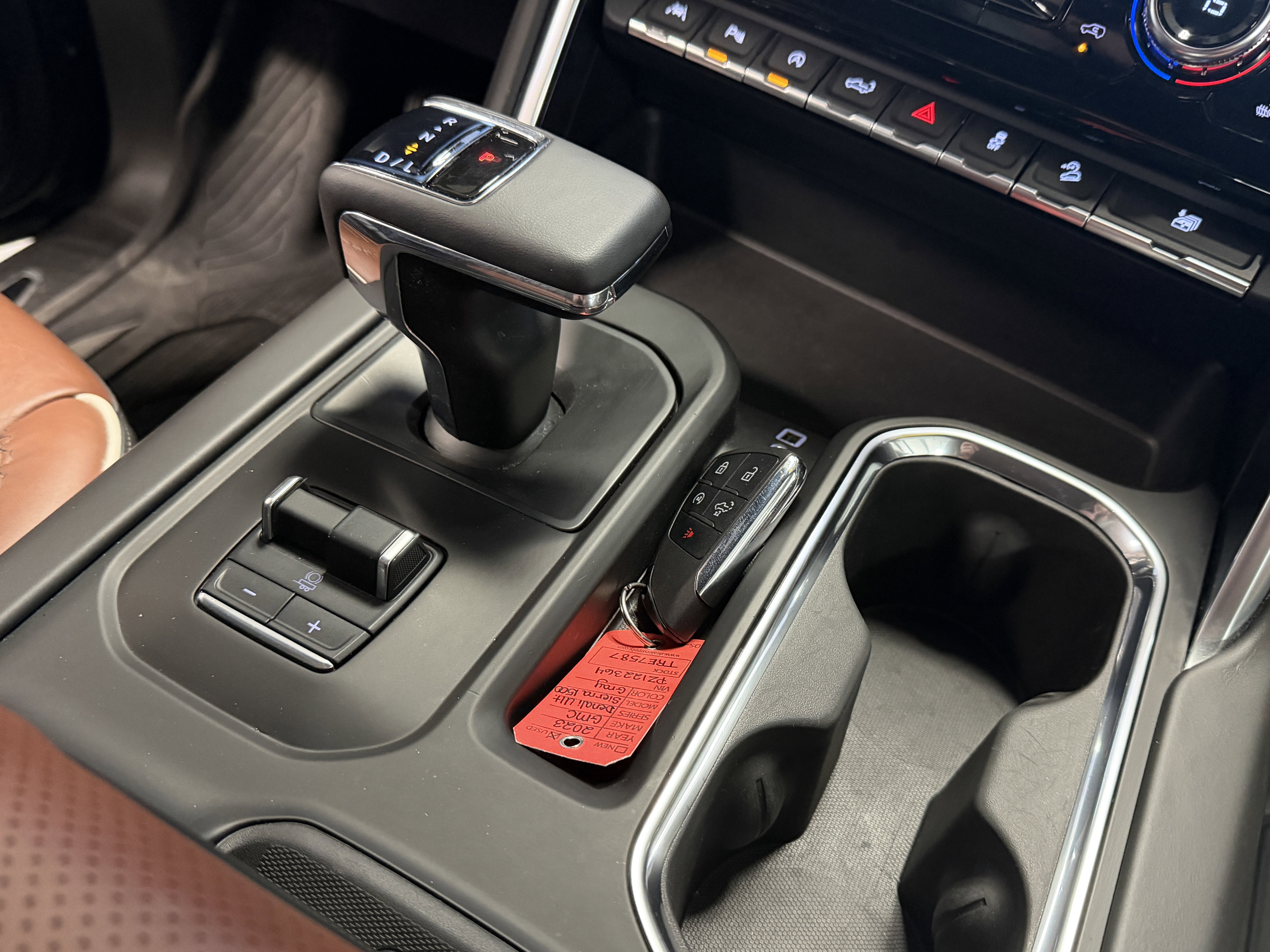 Used 2023 GMC Sierra 1500 Denali Ultimate image 12