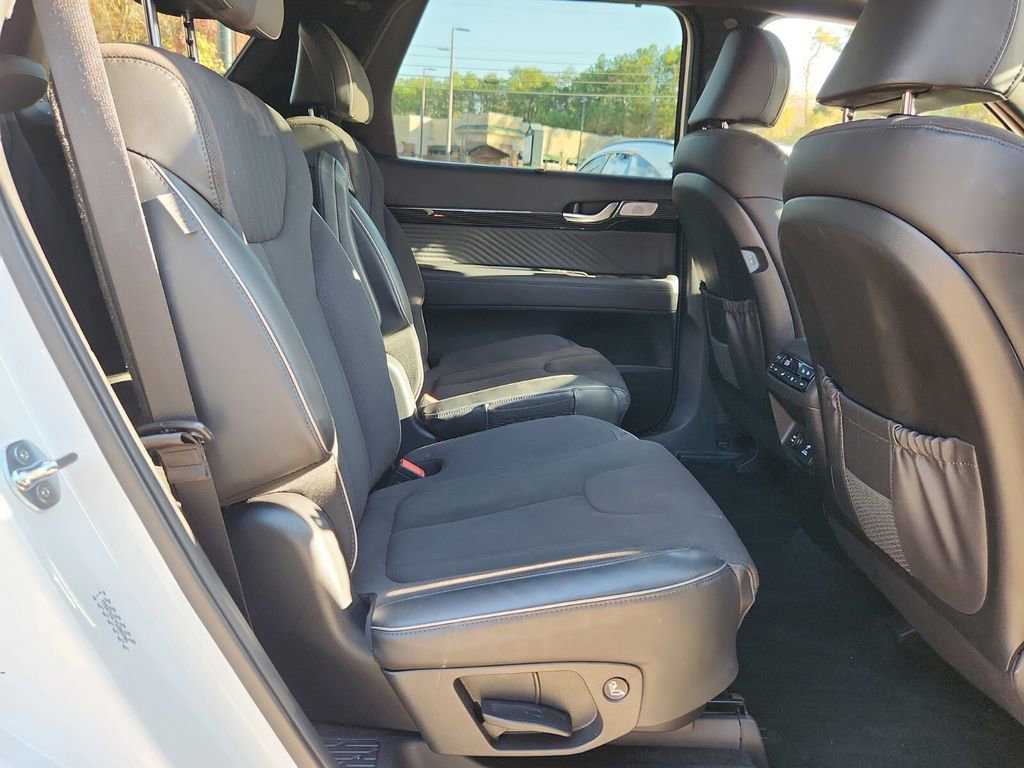 Used 2025 Hyundai Palisade Calligraphy image 18
