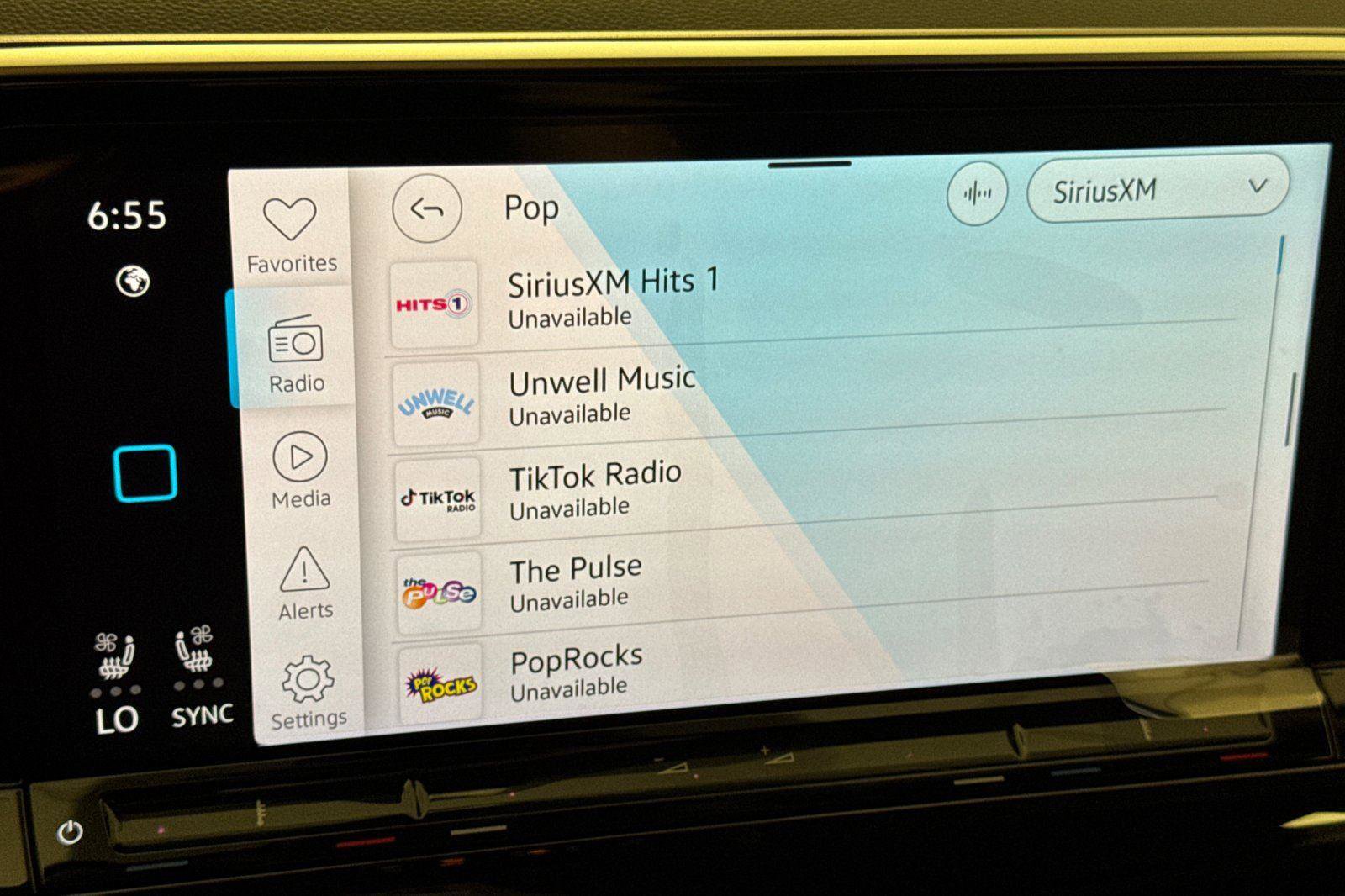 New 2026 Volkswagen Atlas SE image 18