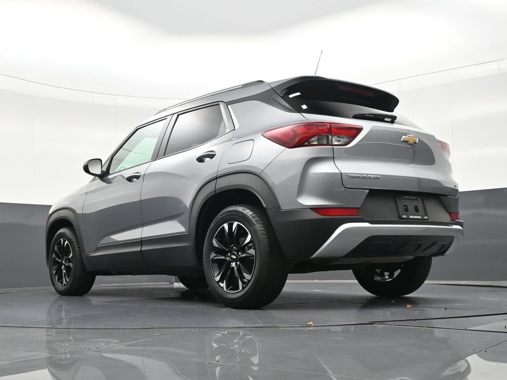 Used 2023 Chevrolet TrailBlazer LT FWD image 26