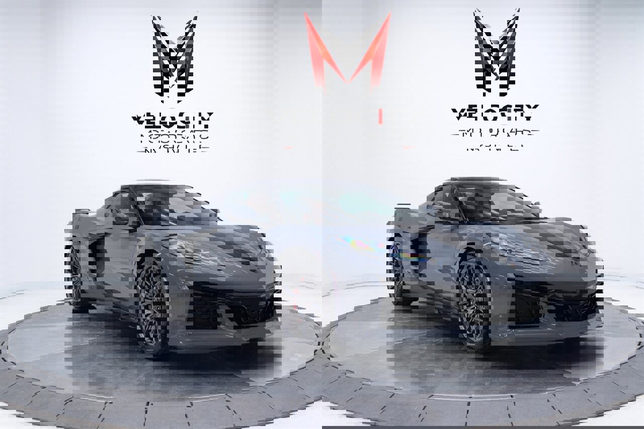 Used 2024 Chevrolet Corvette Z06 image 4