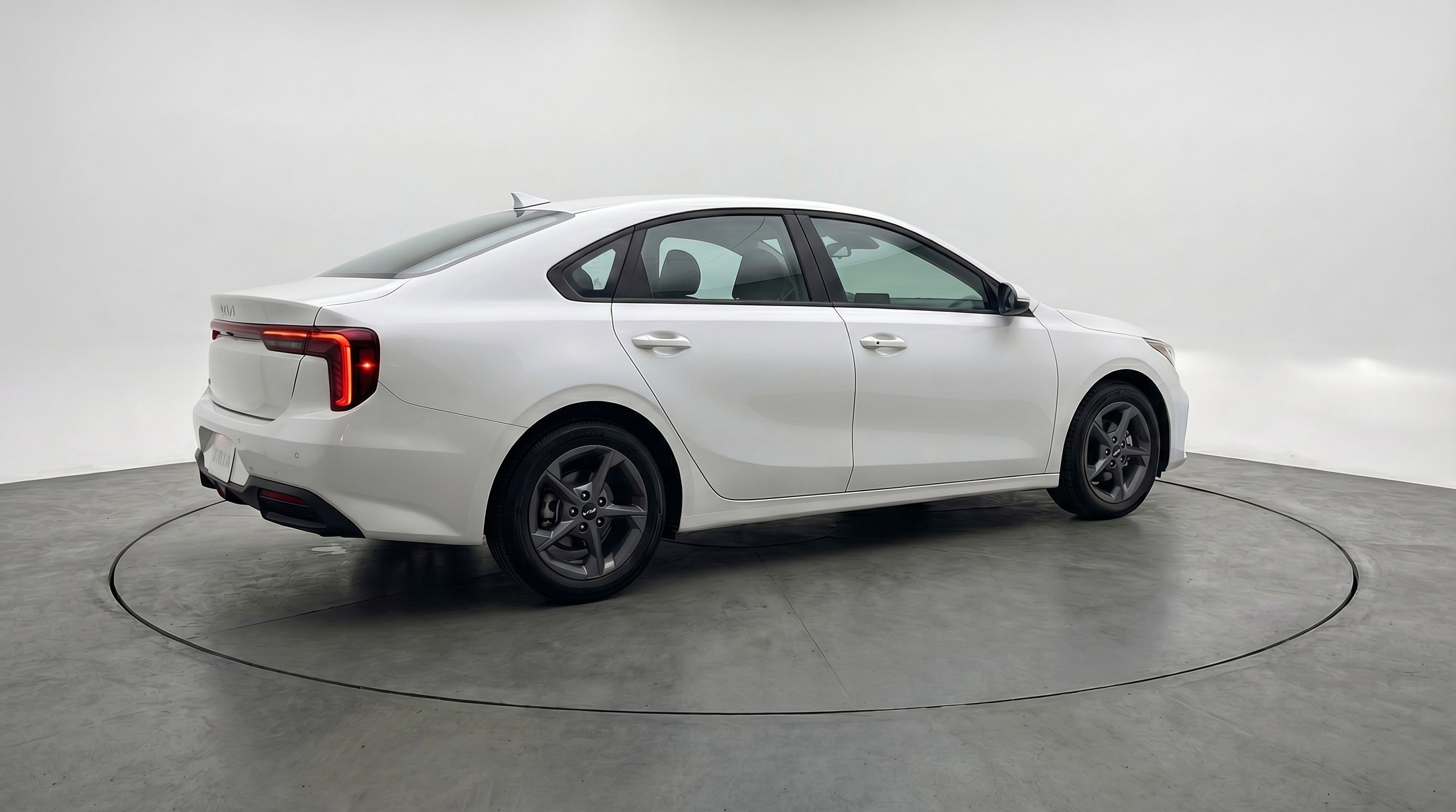 Used 2025 Kia K4 LXS FWD image 9