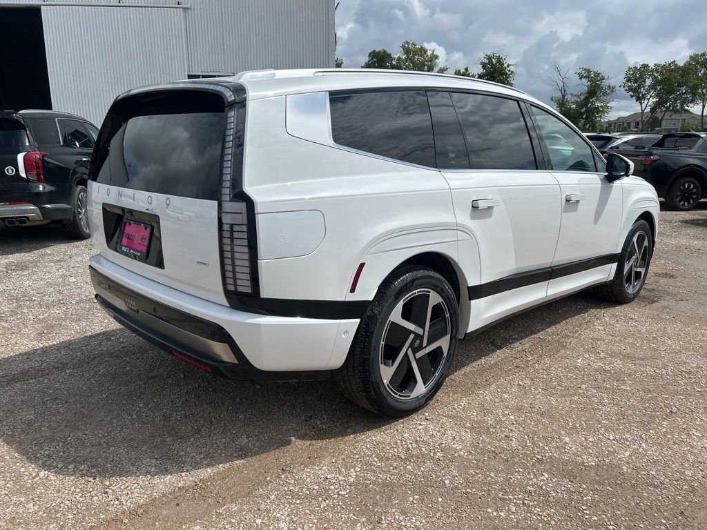 New 2026 Hyundai Ioniq 9 Calligraphy image 5