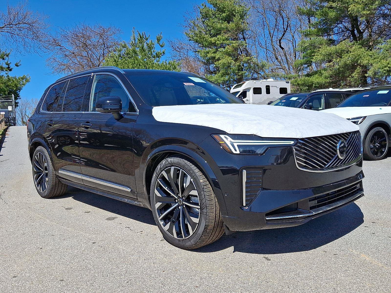 New 2026 Volvo XC90 T8 Ultra w/ Protection Package image 1