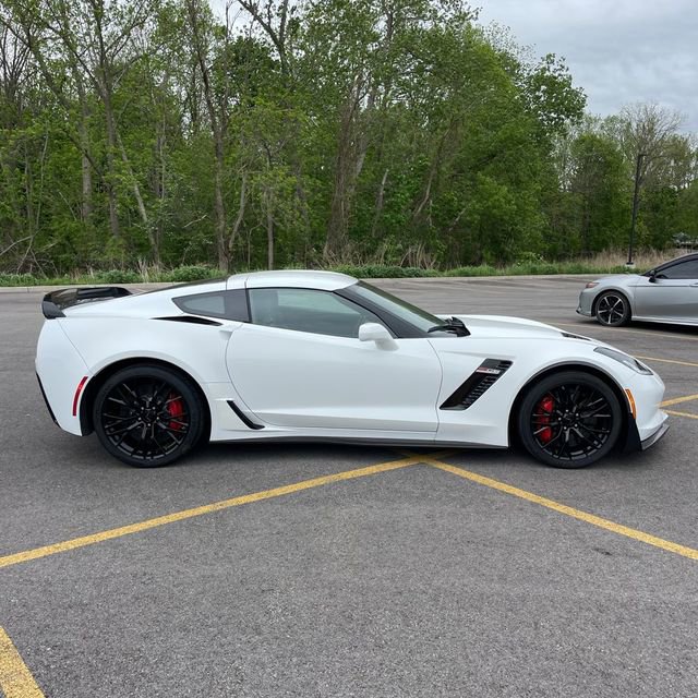 Used 2018 Chevrolet Corvette Z06 RWD image 8