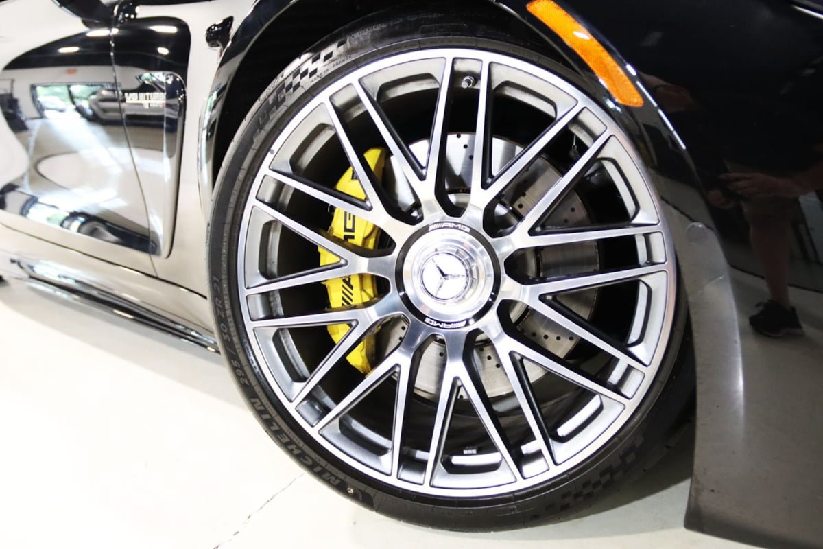 Used 2025 Mercedes-Benz AMG GT 63 image 24