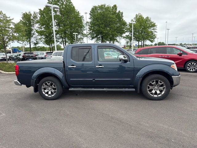 Used 2015 Nissan Frontier SL w/ Moonroof Package AWD/4WD image 4