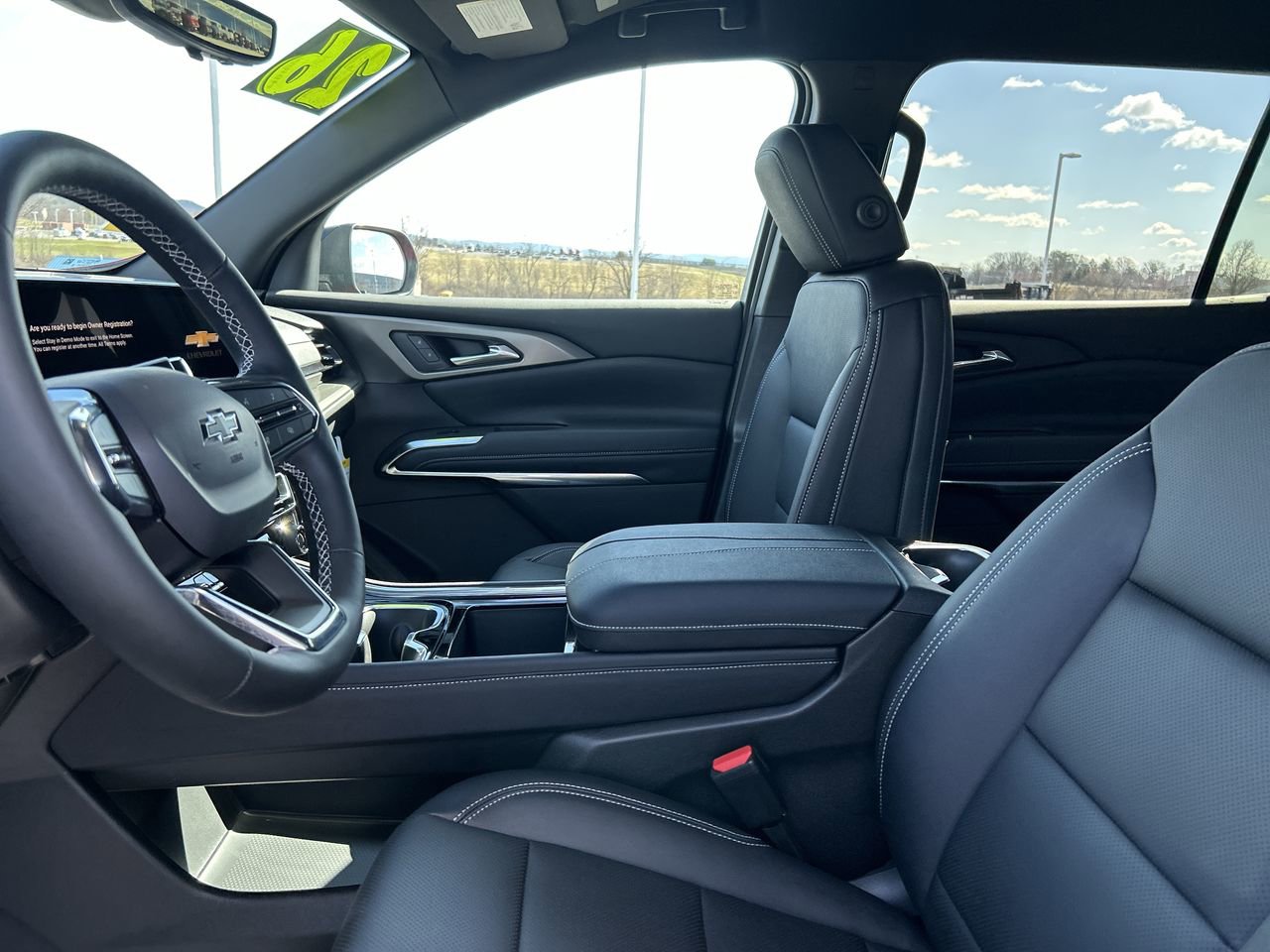 New 2026 Chevrolet Traverse LT image 21
