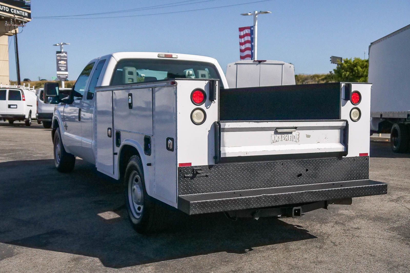 Used 2015 Ford F250 XL w/ Power Equipment Group RWD image 9