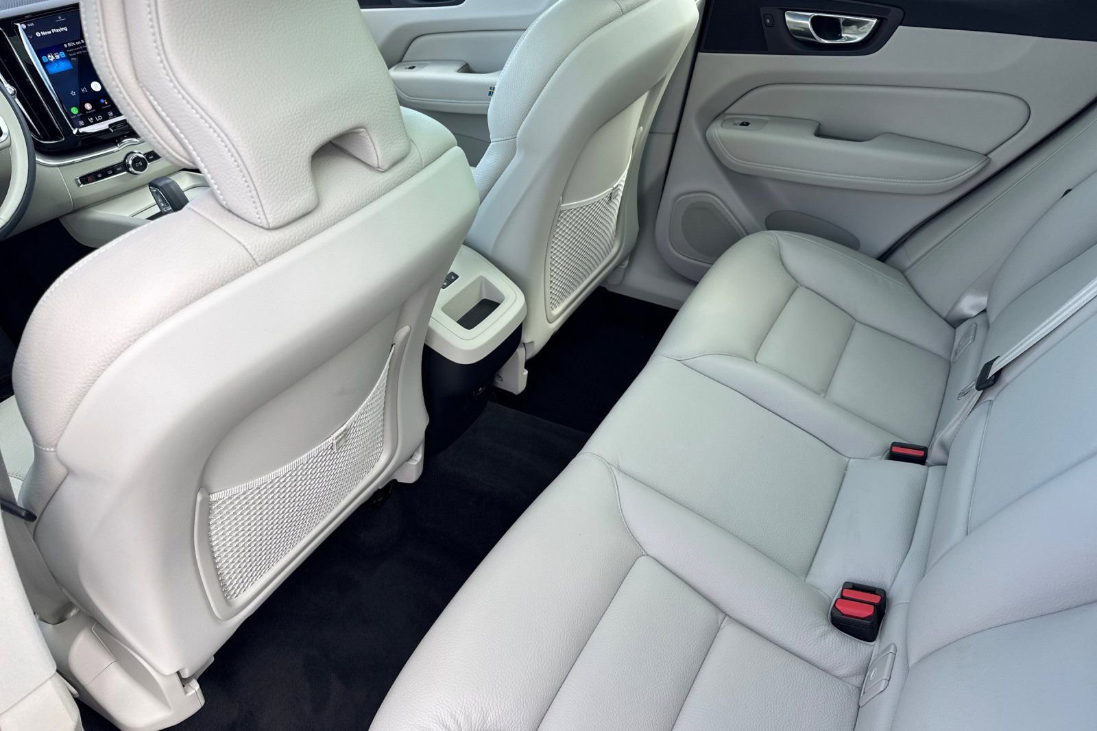 Certified 2023 Volvo XC60 B5 Core w/ Climate Package AWD/4WD image 5
