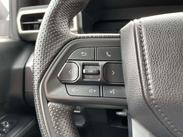 Used 2025 Toyota Tacoma SR5 image 24