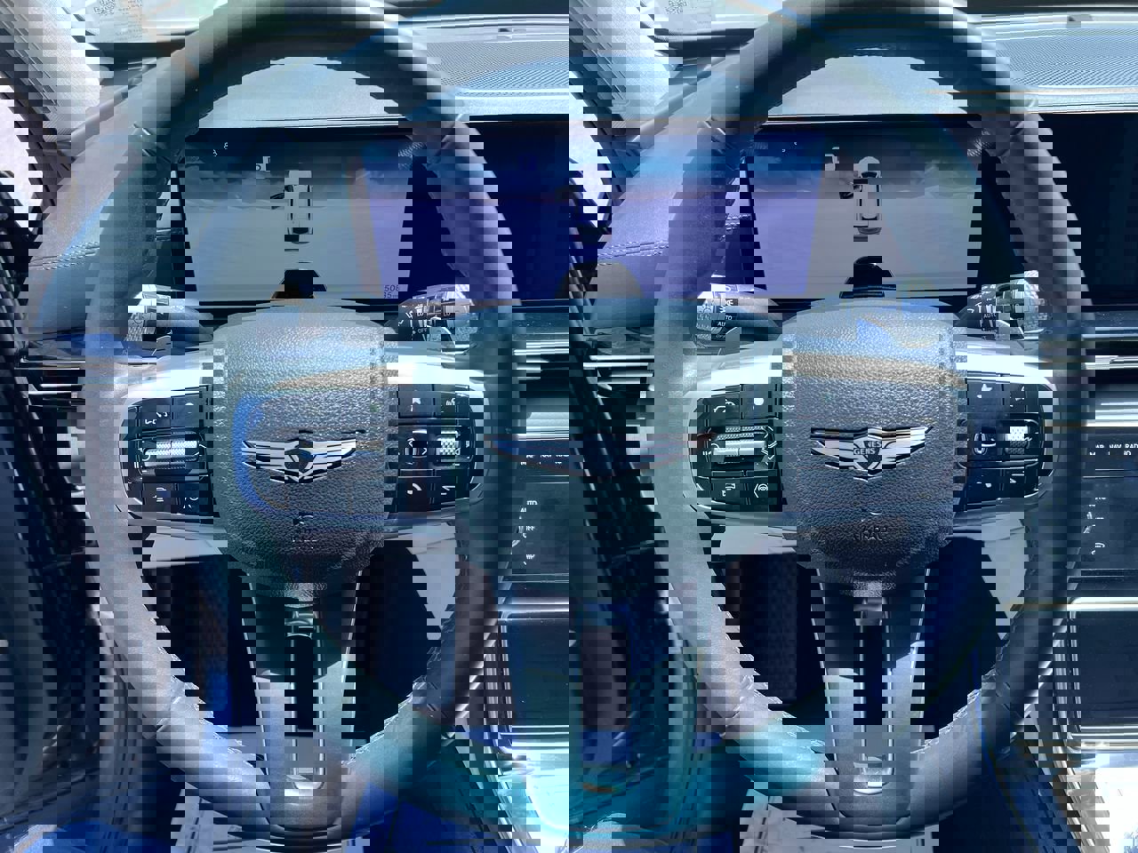 Used 2025 Genesis GV80 2.5T Standard image 15