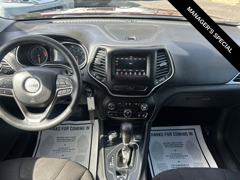 Used 2019 Jeep Cherokee Latitude w/ Popular Appearance Group image 16
