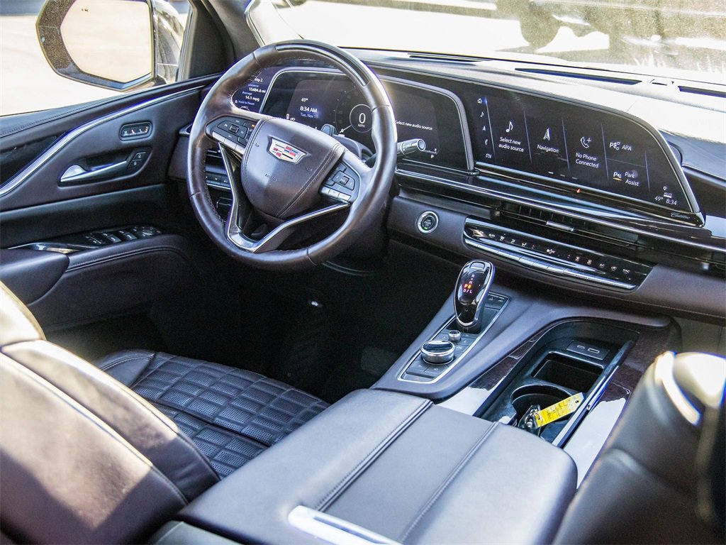 Used 2023 Cadillac Escalade Sport Platinum w/ LPO, ONYX Package image 27