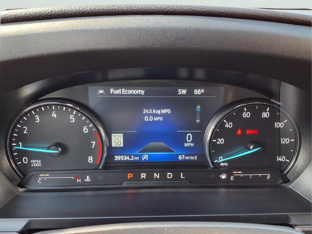Used 2023 Ford Explorer Limited w/ Limited Technology Package AWD/4WD image 17