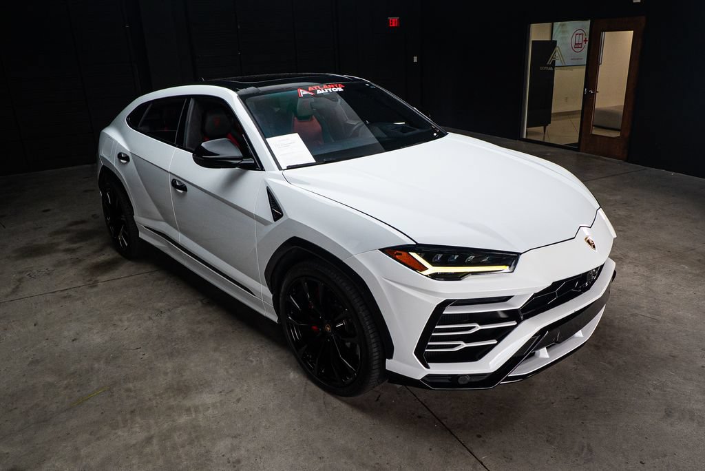Used 2022 Lamborghini Urus AWD/4WD image 9