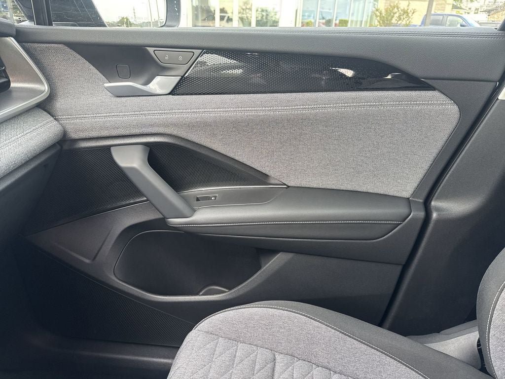 New 2026 Volkswagen Tiguan S FWD image 20