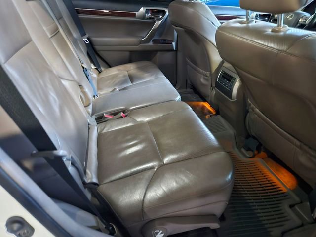 Used 2018 Lexus GX 460 Premium w/ Premium Package AWD/4WD image 19