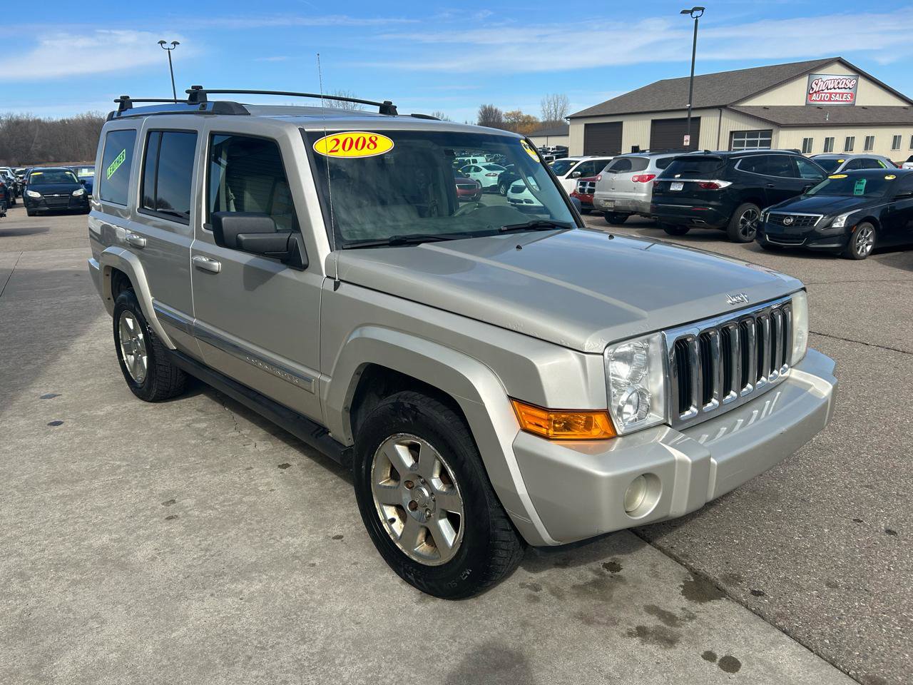Used 2008 Jeep Commander Limited image 3