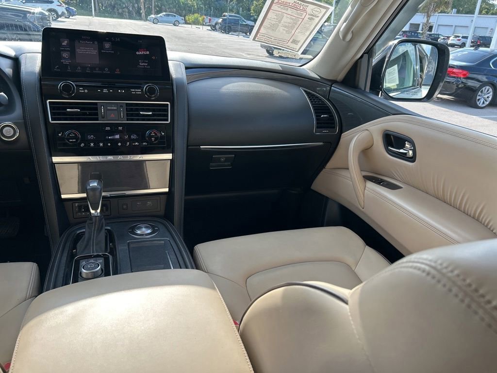 Used 2022 Nissan Armada SV w/ SV Appearance Package RWD image 12