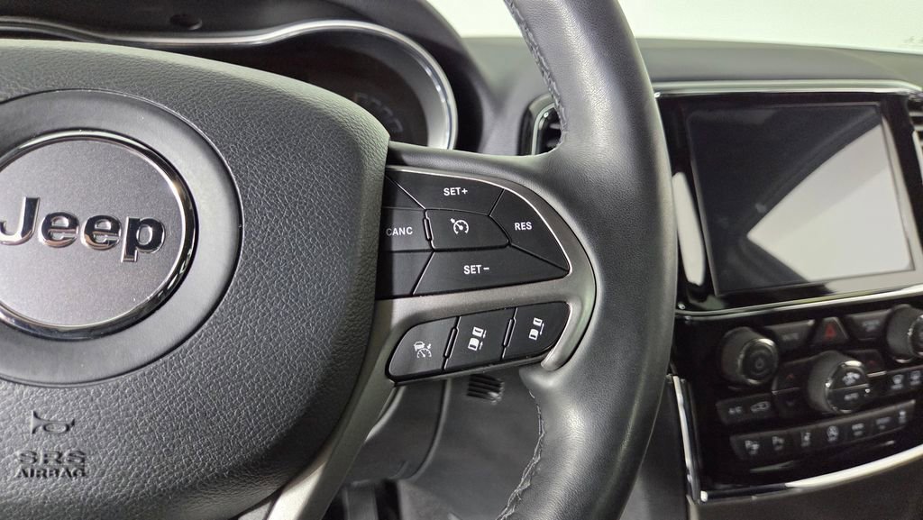 Used 2020 Jeep Grand Cherokee Limited w/ Luxury Group II AWD/4WD image 20