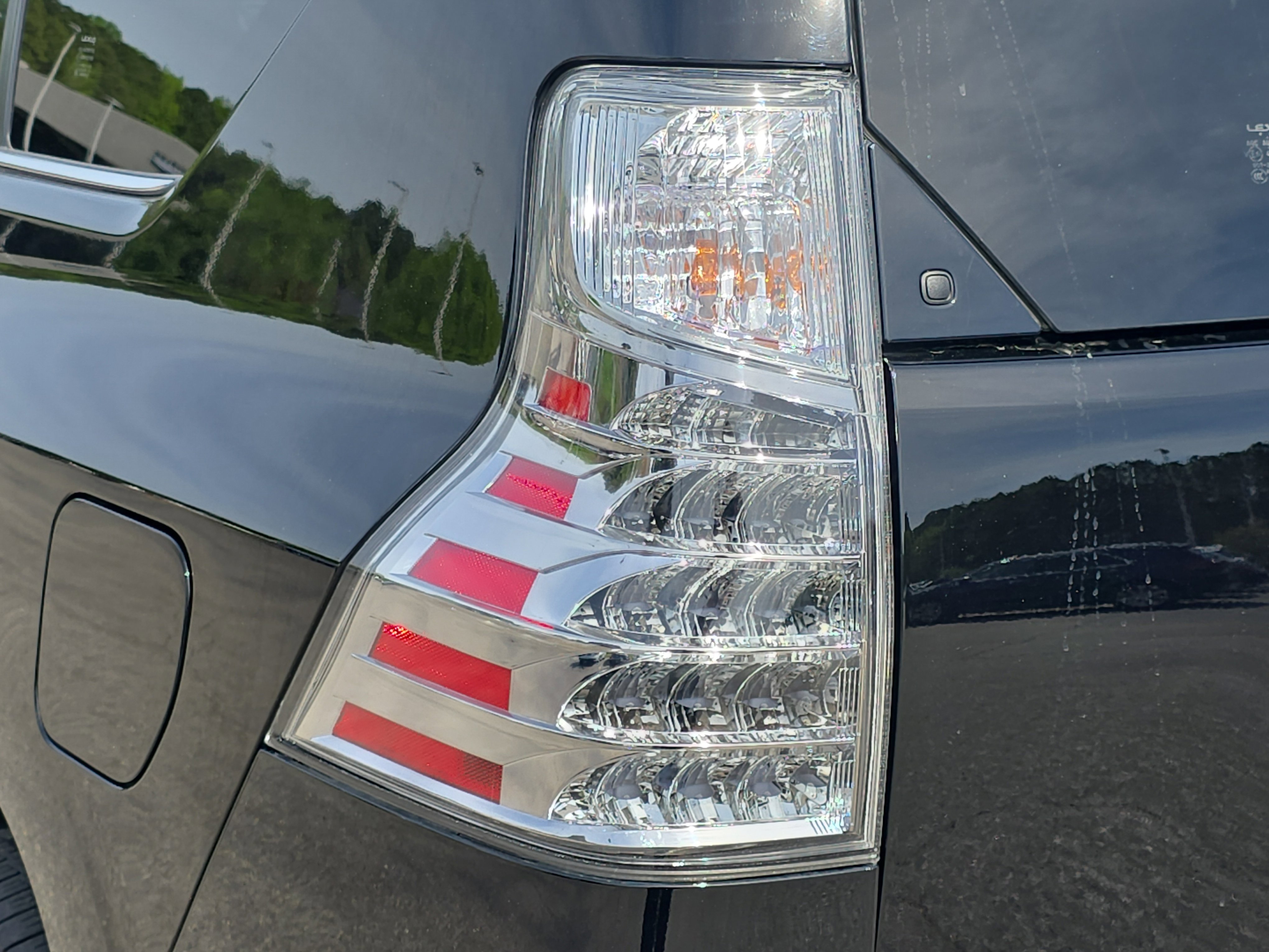 Used 2022 Lexus GX 460 Premium w/ Premium Plus Package image 38