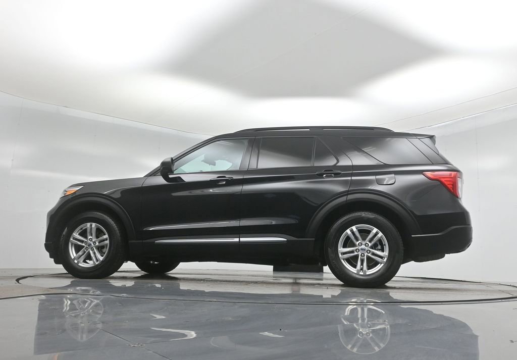 Certified 2022 Ford Explorer XLT image 53