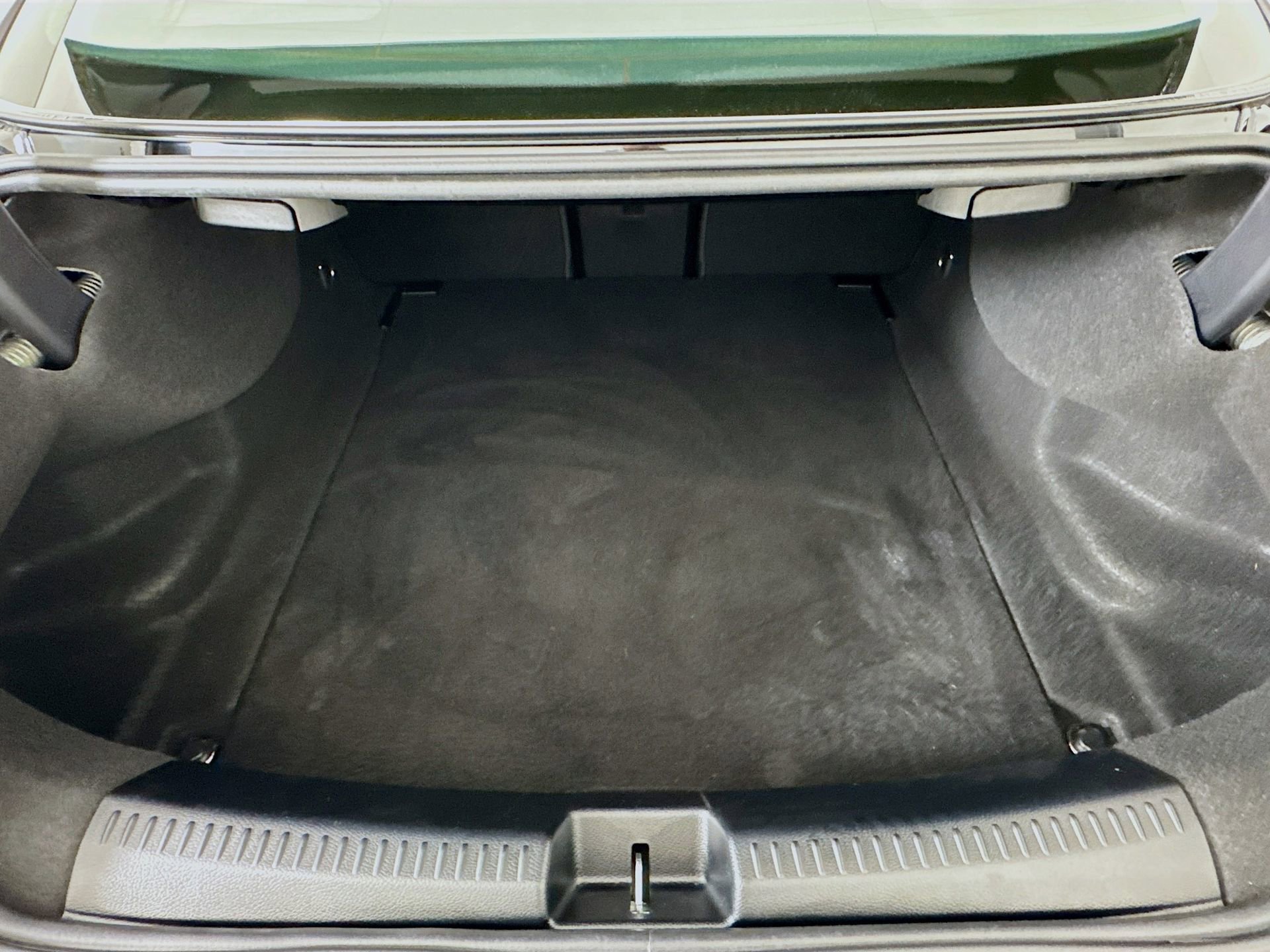 Used 2023 Mercedes-Benz CLA 250 image 27