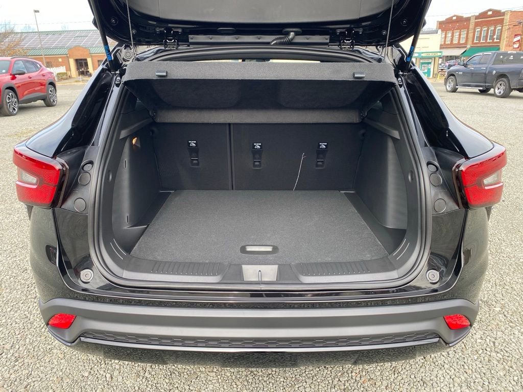 New 2026 Chevrolet Trax RS w/ Sunroof Package FWD image 18