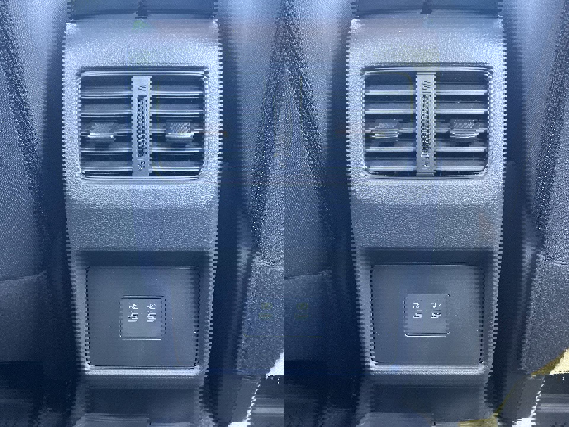 New 2026 Nissan Rogue SV image 18