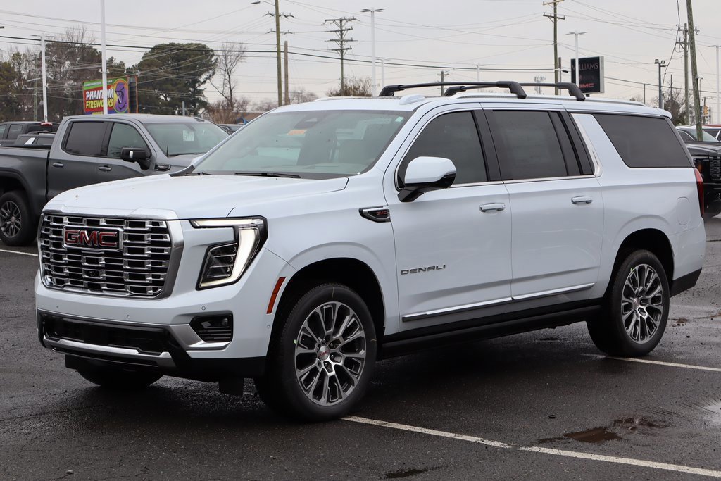 New 2026 GMC Yukon XL Denali w/ Denali Reserve Package image 2
