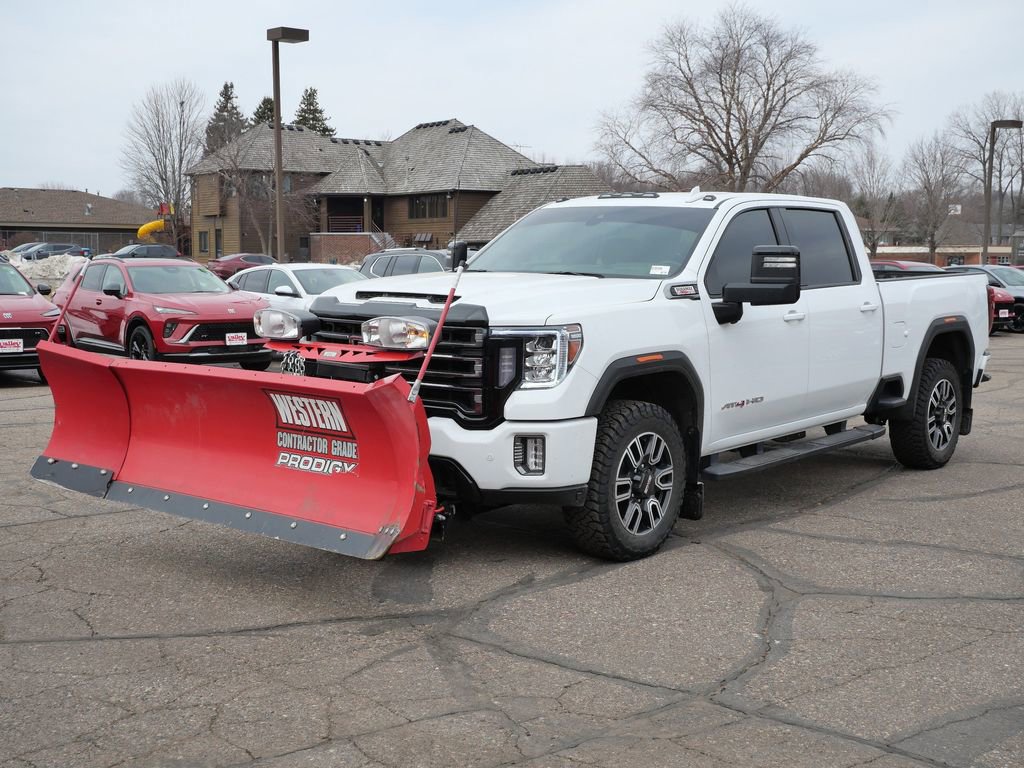 Used 2021 GMC Sierra 3500 AT4 w/ AT4 Preferred Package image 4