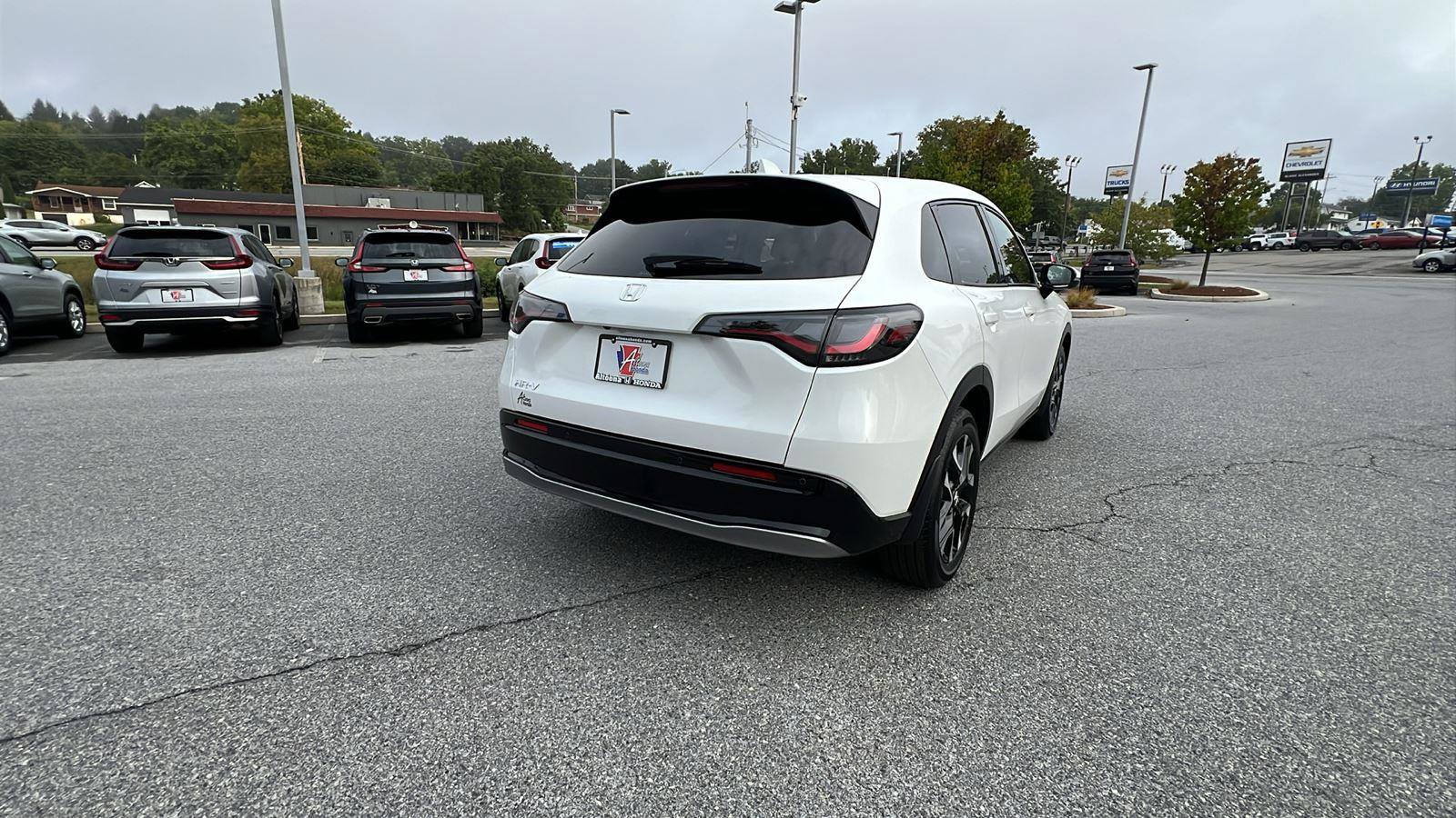 New 2026 Honda HR-V EX-L image 4